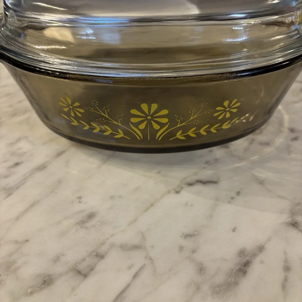Vintage Glasbake Oval Amber Casserole Dish W Lid Yellow Daisy Flowers‎